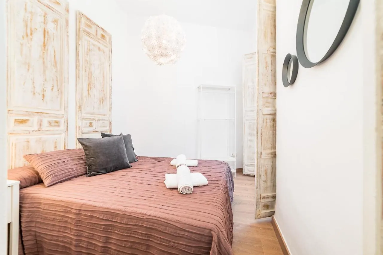 Suite Homes Uncibay Square Málaga